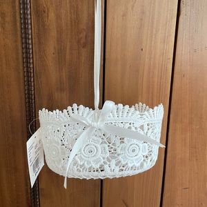 David’s Bridal Crochet Flower Girl Basket NWT